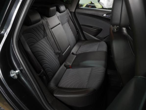 Opel Astra J Рестайлинг с пробегом 2013 года, цена 929 000 рублей, 163298 км, седан, Автокод Объявления