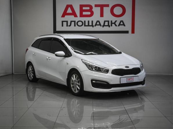 Kia Ceed II Рестайлинг с пробегом 2017 года, цена 1 059 000 рублей, 148644 км, универсал, Автокод Объявления