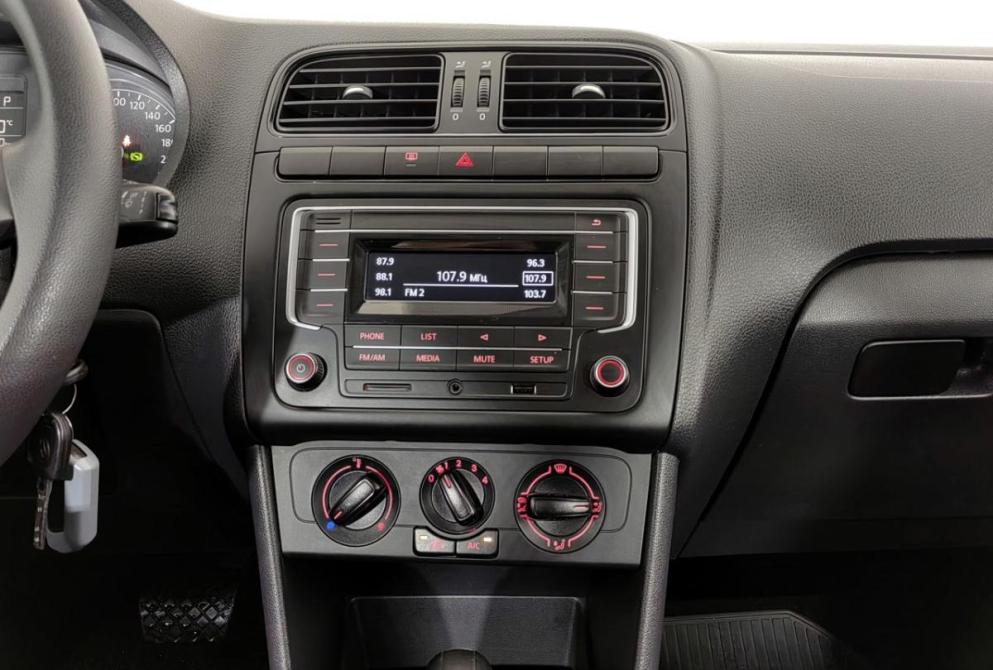 Volkswagen Polo V Рестайлинг Волгоград  - изображение 14