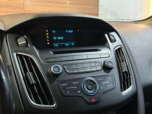 Ford Focus III Рестайлинг с пробегом 2015 года, цена 959 900 рублей, 144523 км, седан, Автокод Объявления