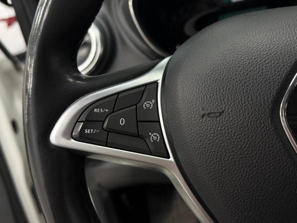 Renault Kaptur I Рестайлинг с пробегом 2021 года, цена 1 450 000 рублей, 109000 км, внедорожник, Автокод Объявления