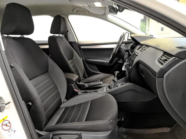Skoda Octavia III (A7) Рестайлинг с пробегом 2019 года, цена 1 185 000 рублей, 171353 км, лифтбек, Автокод Объявления