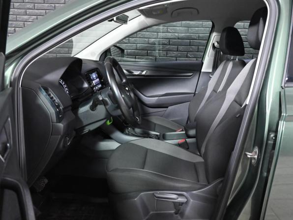 Skoda Karoq I с пробегом 2020 года, цена 2 250 000 рублей, 137870 км, внедорожник, Автокод Объявления