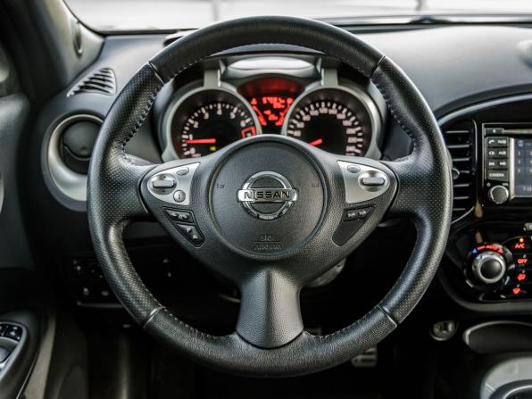 Nissan Juke I с пробегом 2013 года, цена 1 278 000 рублей, 57591 км, внедорожник, Автокод Объявления
