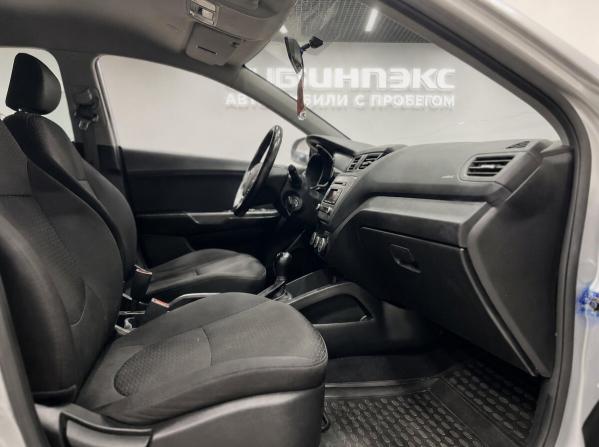 Kia Rio III Рестайлинг с пробегом 2017 года, цена 1 250 500 рублей, 83800 км, седан, Автокод Объявления