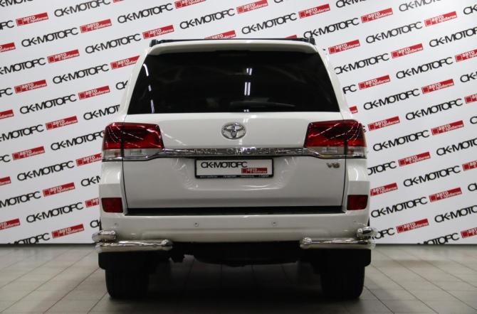 Toyota Land Cruiser 200 Series Рестайлинг 2 с пробегом 2016 года, цена 5 465 750 рублей, 247442 км, внедорожник, Автокод Объявления