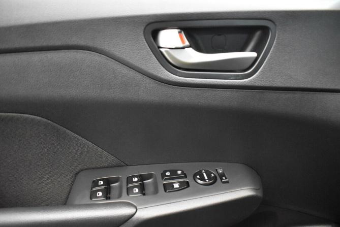 Hyundai Solaris II с пробегом 2019 года, цена 1 430 000 рублей, 132958 км, седан, Автокод Объявления