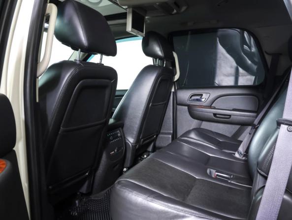 Chevrolet Tahoe III с пробегом 2012 года, цена 1 790 000 рублей, 201000 км, внедорожник, Автокод Объявления
