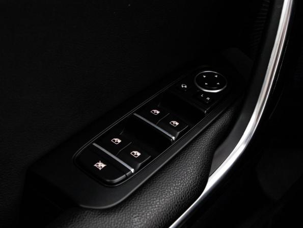 Kia Ceed III с пробегом 2019 года, цена 1 999 000 рублей, 119001 км, универсал, Автокод Объявления