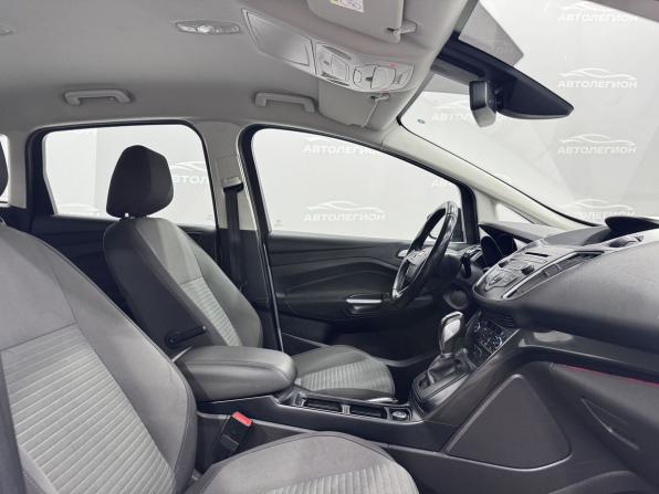 Ford C-MAX II Рестайлинг с пробегом 2017 года, цена 1 100 000 рублей, 152993 км, компактвэн, Автокод Объявления