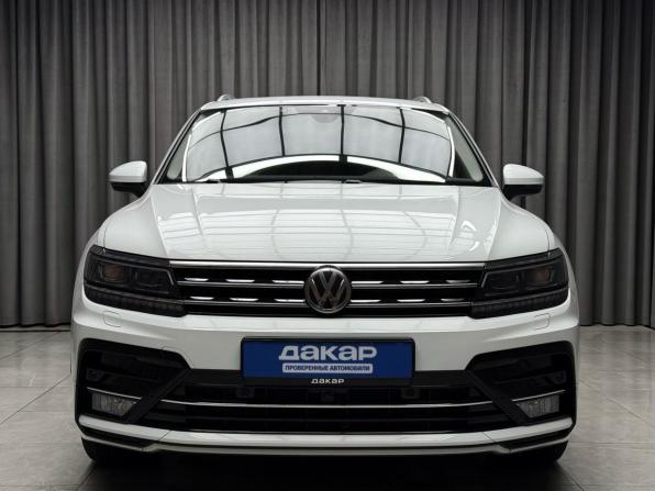 Volkswagen Tiguan II с пробегом 2019 года, цена 4 099 000 рублей, 75563 км, внедорожник, Автокод Объявления