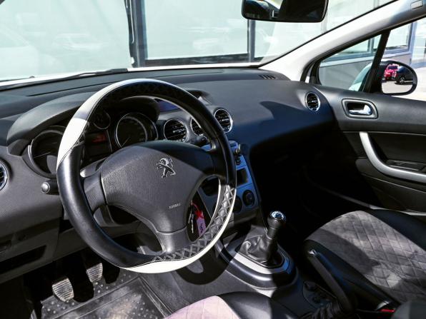 Peugeot 408 I с пробегом 2013 года, цена 479 000 рублей, 248000 км, седан, Автокод Объявления