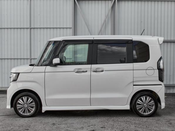 Honda N-BOX II с пробегом 2019 года, цена 1 210 000 рублей, 77411 км, минивэн, Автокод Объявления