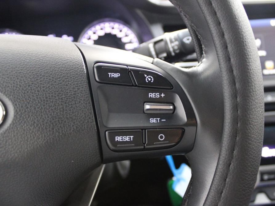 Hyundai Elantra VI (AD) Рестайлинг Старый Оскол  - изображение 13