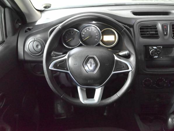 Renault Logan II Рестайлинг с пробегом 2019 года, цена 800 000 рублей, 102531 км, седан, Автокод Объявления