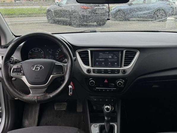 Hyundai Solaris II с пробегом 2019 года, цена 1 385 000 рублей, 125000 км, седан, Автокод Объявления
