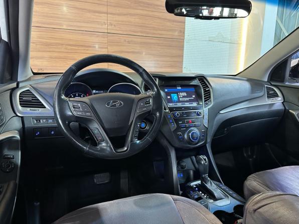 Hyundai Santa Fe III Рестайлинг с пробегом 2017 года, цена 2 699 900 рублей, 159094 км, внедорожник, Автокод Объявления