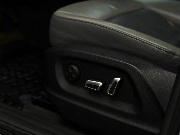 Audi Q5 I (8R) Рестайлинг с пробегом 2013 года, цена 1 999 000 рублей, 193469 км, внедорожник, Автокод Объявления