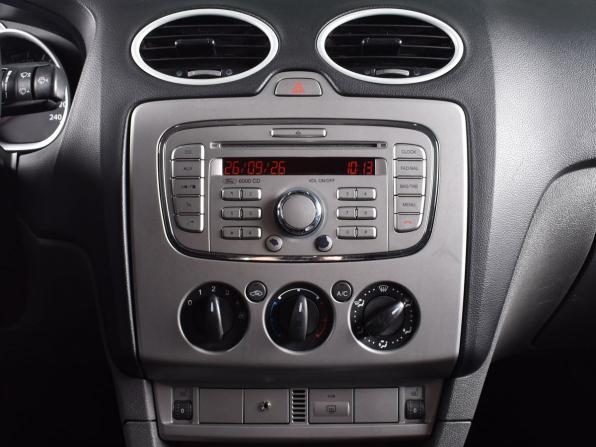 Ford Focus II Рестайлинг с пробегом 2009 года, цена 484 999 рублей, 295740 км, седан, Автокод Объявления