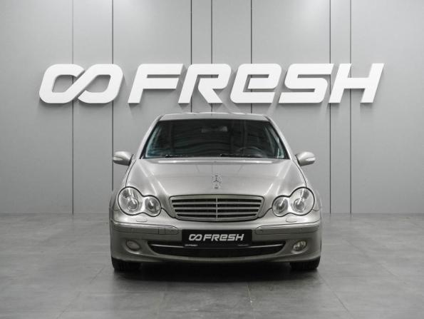 Mercedes-Benz C-Класс II (W203) Рестайлинг с пробегом 2006 года, цена 698 000 рублей, 292243 км, седан, Автокод Объявления