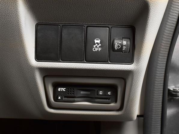 Honda Stepwgn V с пробегом 2017 года, цена 1 655 999 рублей, 202012 км, минивэн, Автокод Объявления