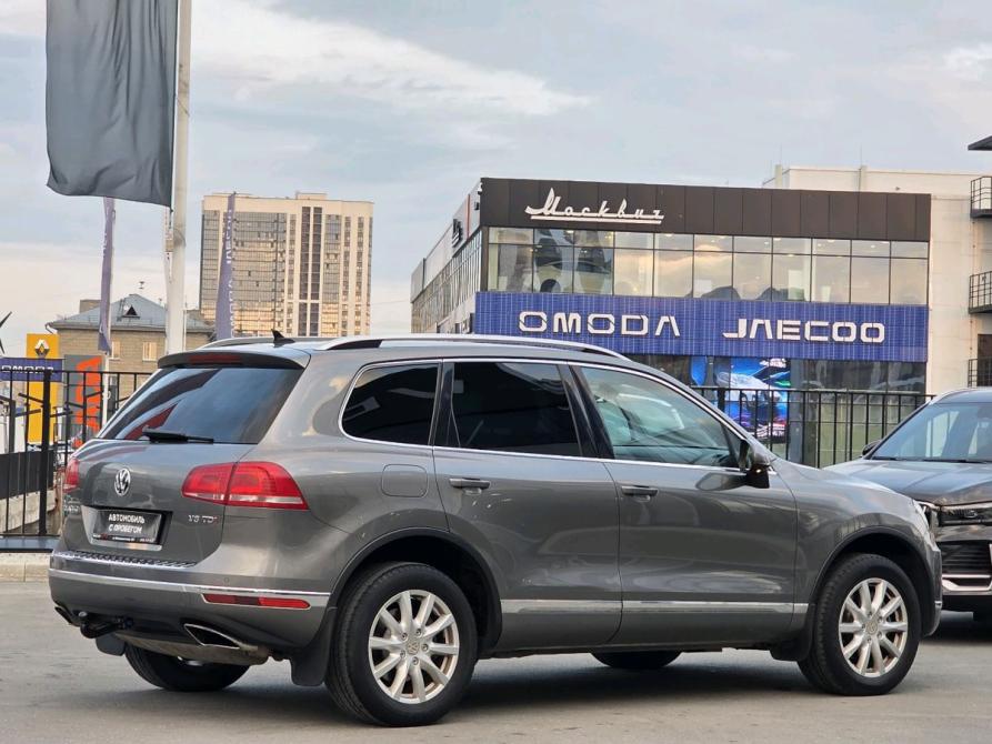 Volkswagen Touareg II Рестайлинг Новосибирск  - изображение 7
