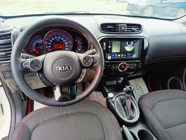 Kia Soul II Рестайлинг с пробегом 2018 года, цена 1 399 995 рублей, 189770 км, хэтчбек, Автокод Объявления