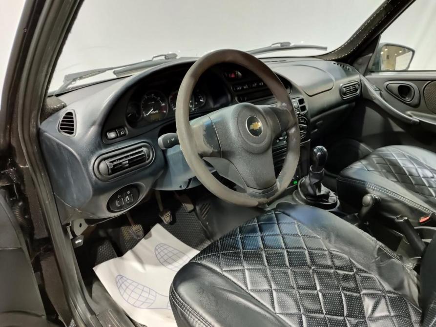 Chevrolet Niva I Рестайлинг Нижневартовск  - изображение 17