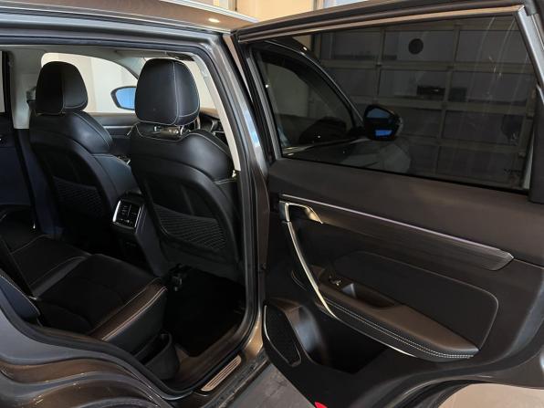 Geely Atlas Pro с пробегом 2023 года, цена 2 440 000 рублей, 58768 км, внедорожник, Автокод Объявления