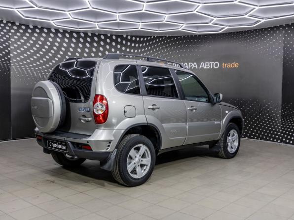 Chevrolet Niva I Рестайлинг с пробегом 2018 года, цена 888 000 рублей, 72000 км, внедорожник, Автокод Объявления