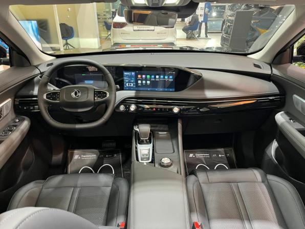 Dongfeng Huge с пробегом 2025 года, цена 2 990 000 рублей, 5 км, внедорожник, Автокод Объявления