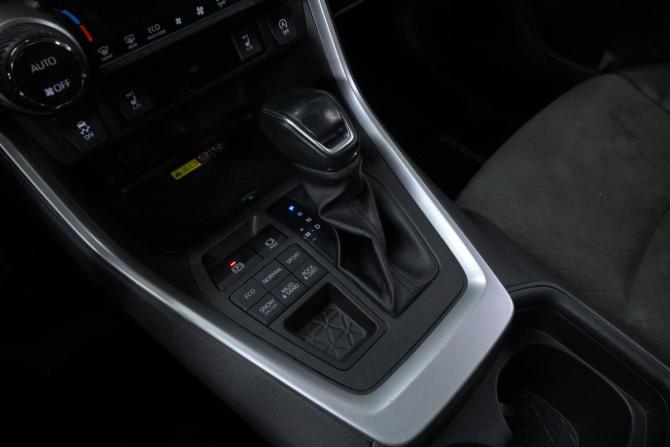 Toyota RAV4 V (XA50) с пробегом 2023 года, цена 3 332 000 рублей, 89823 км, внедорожник, Автокод Объявления