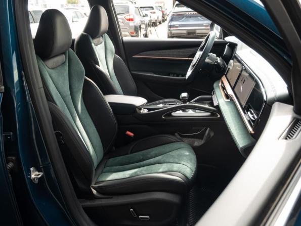 Geely Monjaro I с пробегом 2023 года, цена 3 050 000 рублей, 56169 км, внедорожник, Автокод Объявления