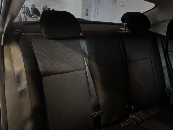 Kia Rio IV Рестайлинг с пробегом 2021 года, цена 1 385 000 рублей, 98097 км, седан, Автокод Объявления