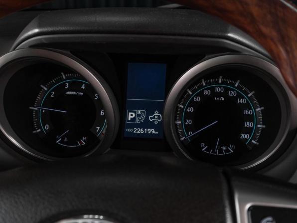 Toyota Land Cruiser Prado 150 Series с пробегом 2011 года, цена 2 999 000 рублей, 226199 км, внедорожник, Автокод Объявления