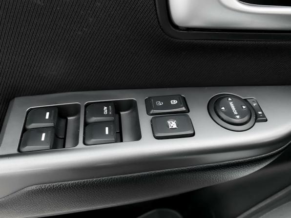 Kia Rio III Рестайлинг с пробегом 2016 года, цена 926 000 рублей, 217756 км, седан, Автокод Объявления