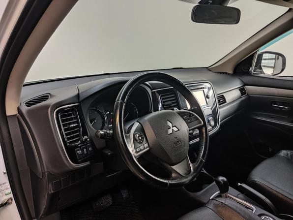 Mitsubishi Outlander III с пробегом 2013 года, цена 1 550 000 рублей, 251047 км, внедорожник, Автокод Объявления