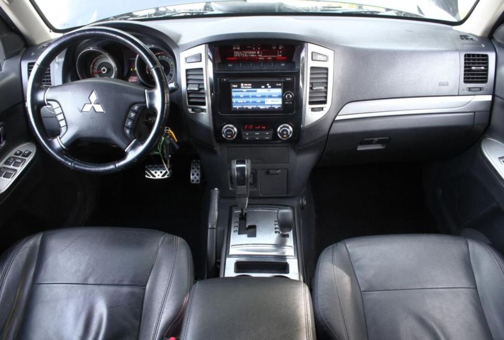 Mitsubishi Pajero IV Рестайлинг 1 Нижний Новгород  - изображение 16