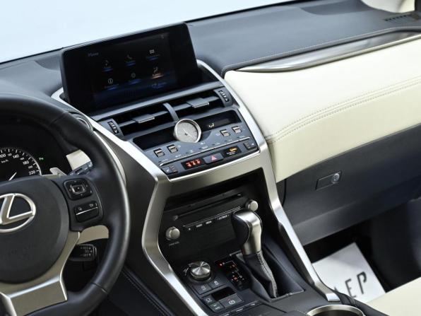 Lexus NX I Рестайлинг с пробегом 2020 года, цена 2 599 000 рублей, 64939 км, внедорожник, Автокод Объявления