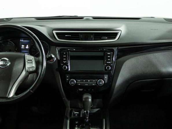 Nissan Qashqai II с пробегом 2018 года, цена 1 679 700 рублей, 145513 км, внедорожник, Автокод Объявления