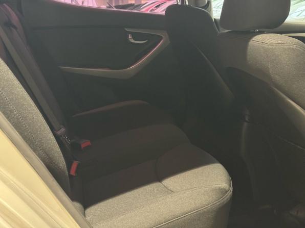 Hyundai Elantra V (MD) Рестайлинг с пробегом 2015 года, цена 1 299 000 рублей, 95666 км, седан, Автокод Объявления