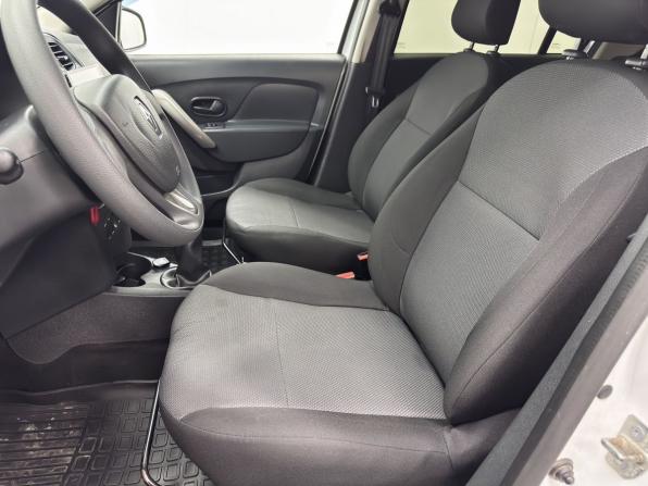 Renault Logan II с пробегом 2016 года, цена 690 000 рублей, 187237 км, седан, Автокод Объявления