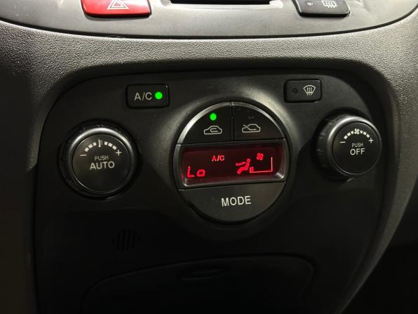 Kia Rio II Рестайлинг с пробегом 2011 года, цена 590 000 рублей, 176553 км, седан, Автокод Объявления