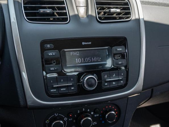 Renault Logan II Рестайлинг с пробегом 2022 года, цена 980 000 рублей, 109742 км, седан, Автокод Объявления