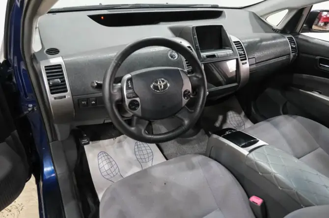 Toyota Prius II Рестайлинг (XW20) с пробегом 2008 года, цена 659 000 рублей, 320000 км, лифтбек, Автокод Объявления