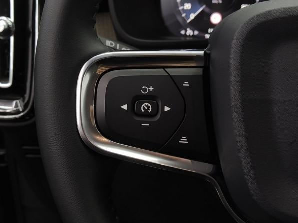 Volvo XC40 I с пробегом 2019 года, цена 3 249 000 рублей, 110096 км, внедорожник, Автокод Объявления