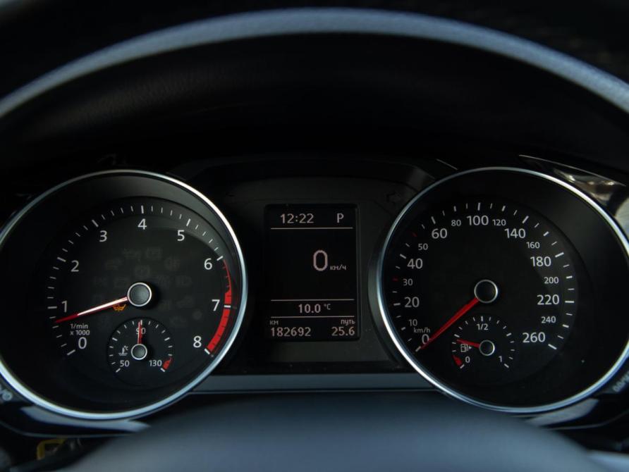 Volkswagen Jetta VI Рестайлинг Москва  - изображение 9