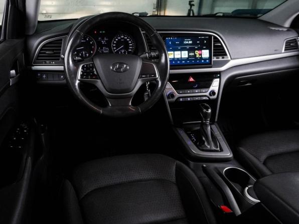 Hyundai Elantra VI (AD) с пробегом 2018 года, цена 1 369 000 рублей, 176340 км, седан, Автокод Объявления
