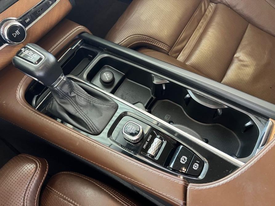 Volvo XC90 II Москва  - изображение 22