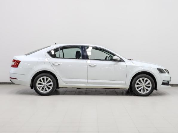 Skoda Octavia III (A7) Рестайлинг с пробегом 2019 года, цена 1 790 000 рублей, 79450 км, лифтбек, Автокод Объявления
